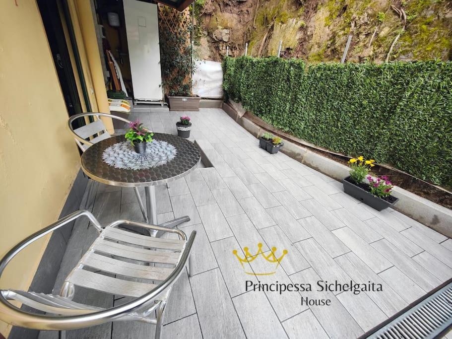 Principessa Sichelgaita House Villa Salerno Eksteriør billede